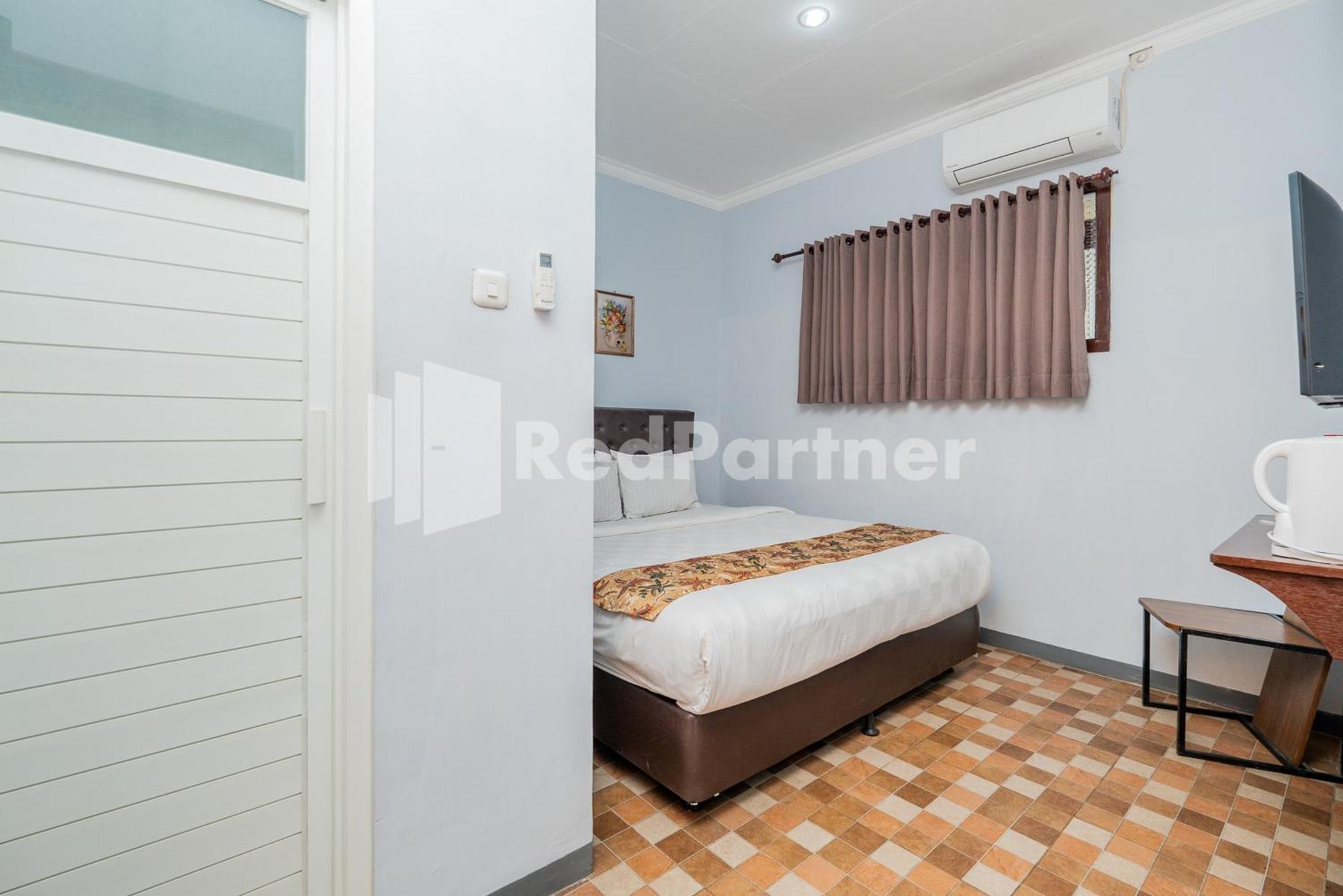 Swun Stay Inn At Sawahan Mitra Reddoorz Malang Exterior photo